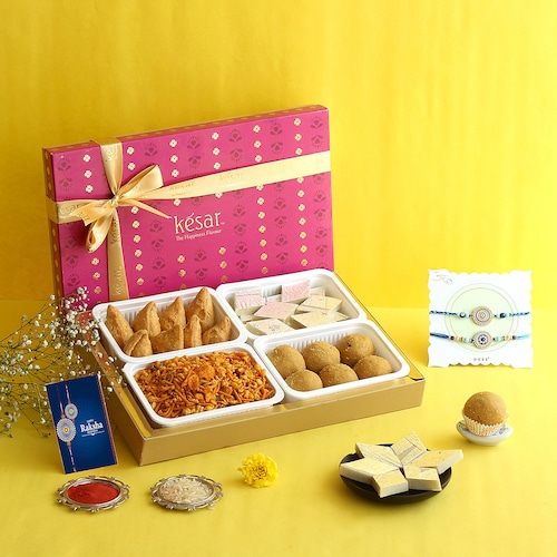 Buy Khatte Meethe Sweet Memories Box With 2 Rakhis
