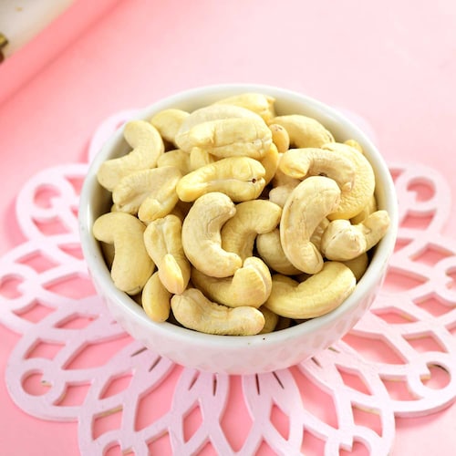 Buy Cashew Nuts 100gm