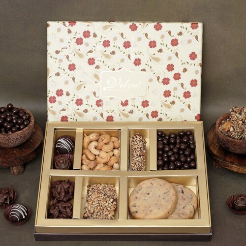 Buy Rakhi Chocolate Box with Handcrafted Chocolate