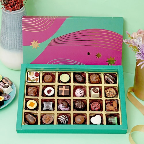 Buy Sibling Rakhi Chocolate Box with Rich Flavour Moments