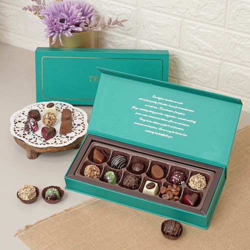 Buy Sibling Rakhi Chocolate Box with Luxe Chocolate Love