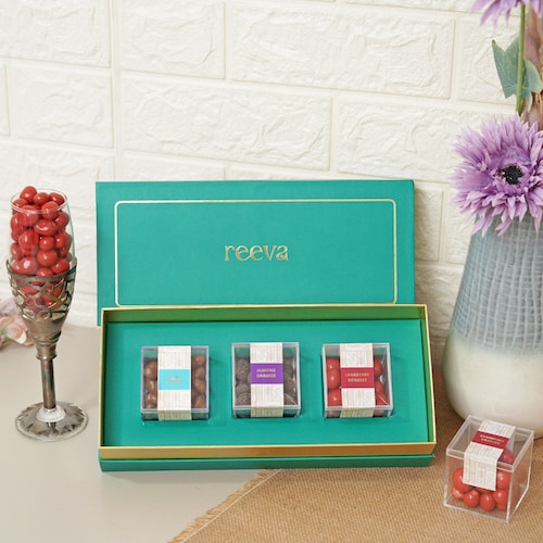Buy Rakhi Chocolate Box with Gourmet Coated Treats