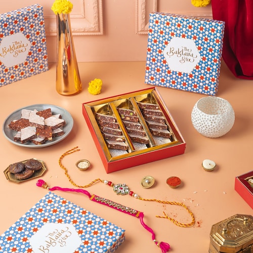 Buy Anjeer Burfi with Rakhi