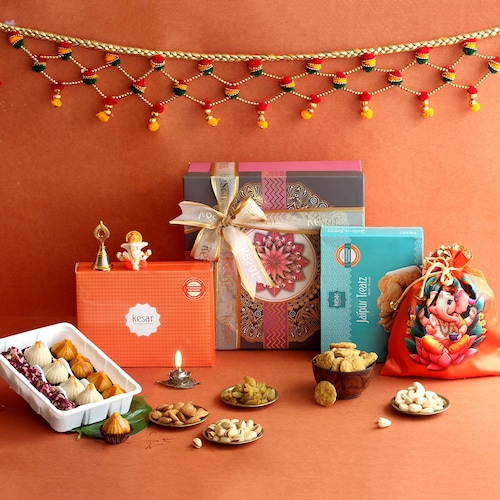 Buy The Ultimate Ganesh Chaturthi Hamper Gift Box