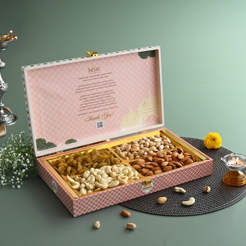 Buy Imperial Chariot Dryfruit Hamper