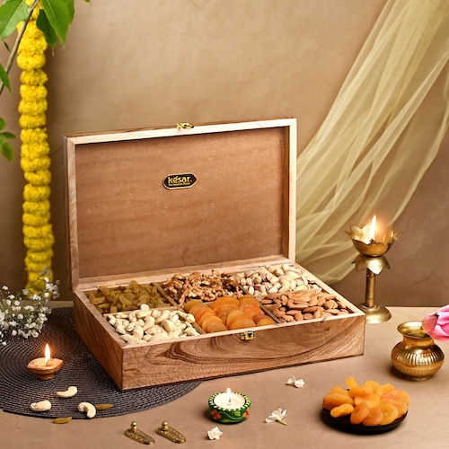 Buy Classic Mewar Mango Wood Dryfruit Gift Box