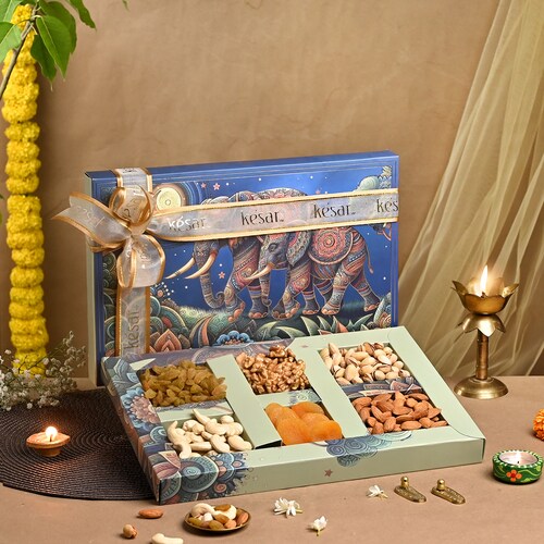 Buy Deccan Dynasty Elephant Dryfruit Gift Box