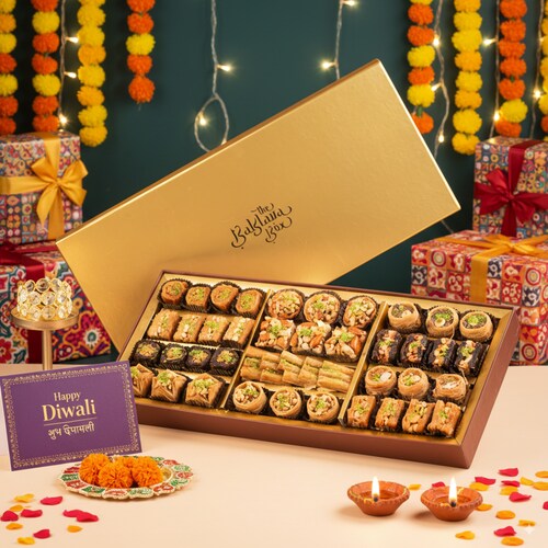 Buy Sunheri Assorted Baklava Box 1Kg