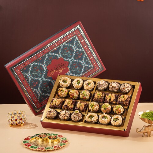 Buy Rajwada Assorted Artistic Indian Sweets 24pcs