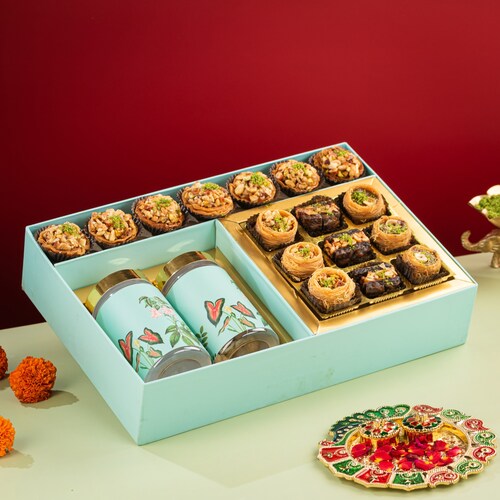 Buy Vatika Assorted Baklava and Dryfruit Hamper Box