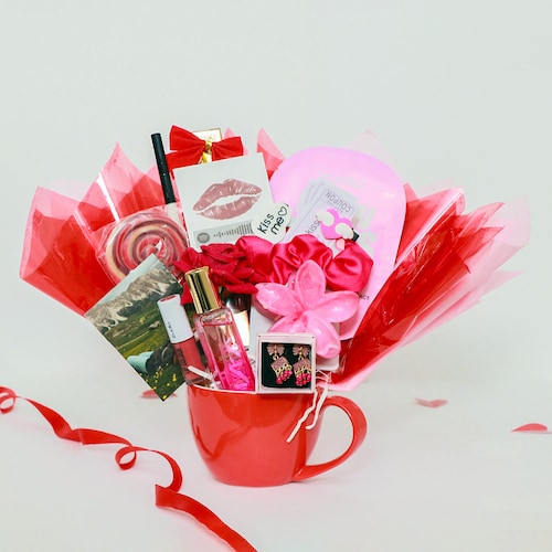 Buy Lady Love Gift Hamper