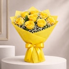 8 Yellow Roses
