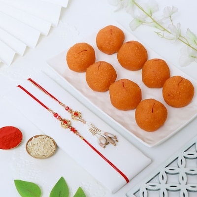 Bhaiya Bhabhi Rakhi with Motichoor Laddoo